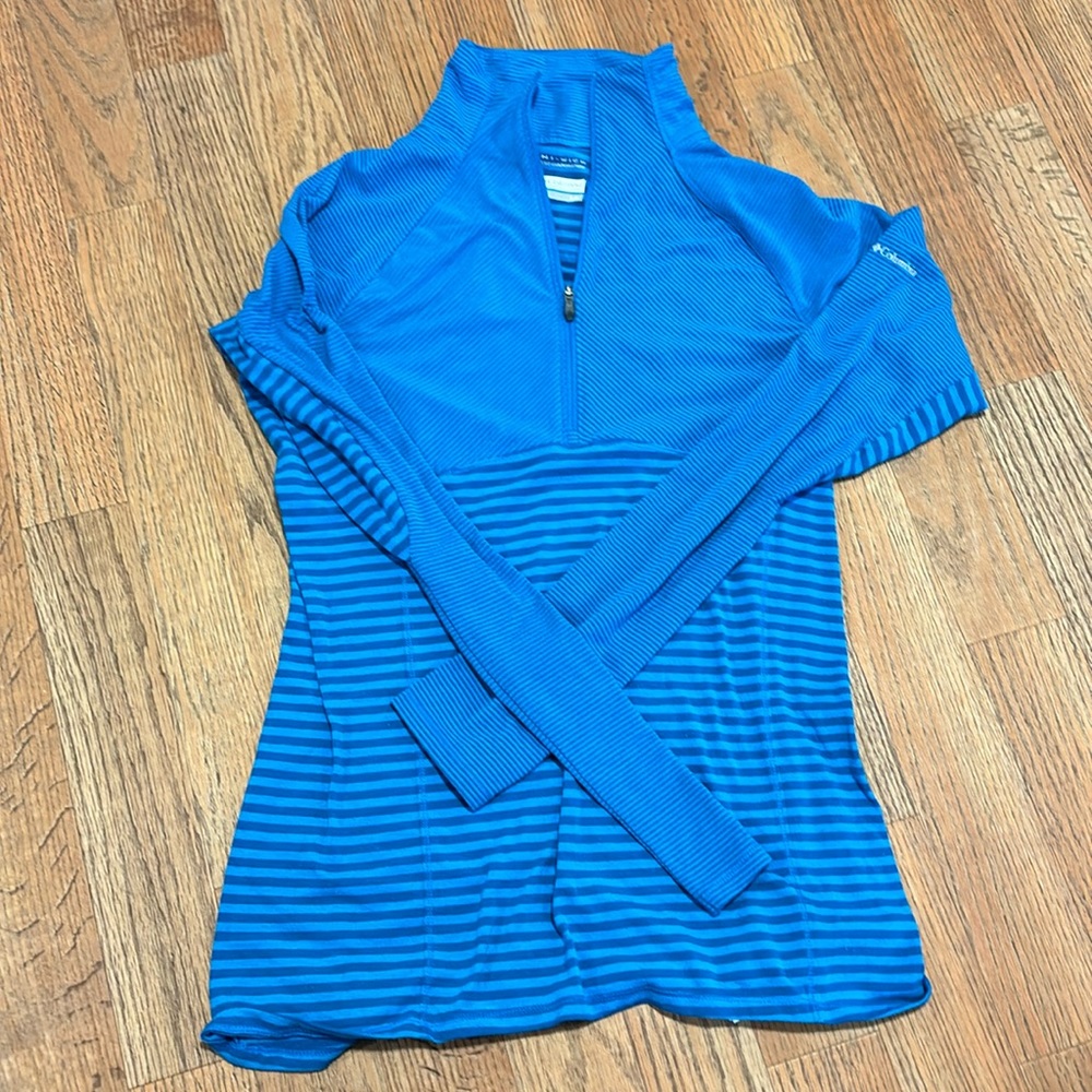 Women’s long sleeve (Columbia) lightweight shirt